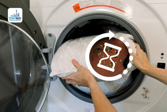 Giặt ruột gối định kỳ bảo đảm vệ sinh 