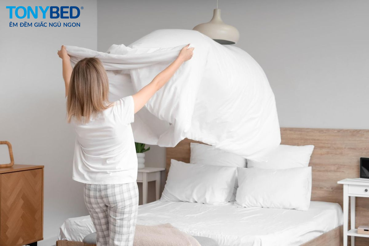 Nên thay đổi ga trải giường thường xuyên