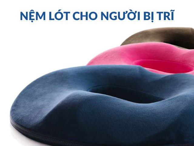 Cần xem xét các yếu tố trước khi mua nệm lót ghế ngồi cho người bệnh trĩ