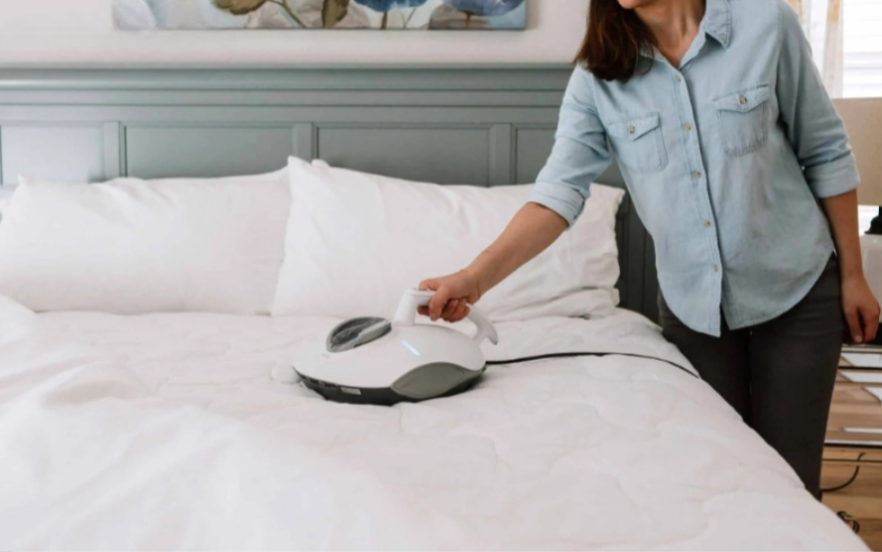 Vệ sinh nệm bông ép dính kẹo cao su