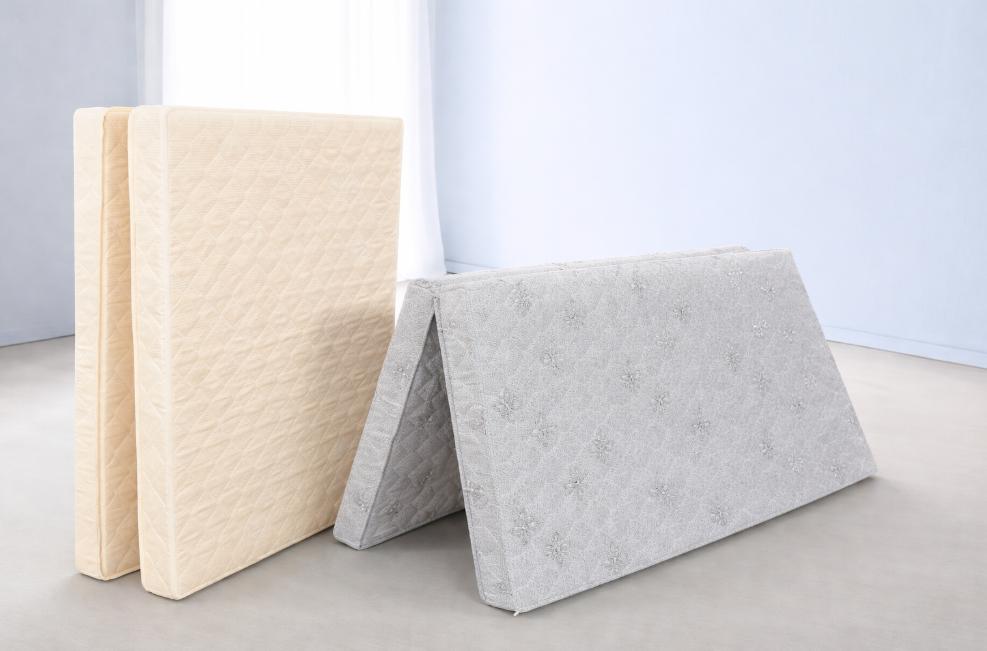 Nệm 2 mặt cho phép người dùng nằm được cả 2 mặt