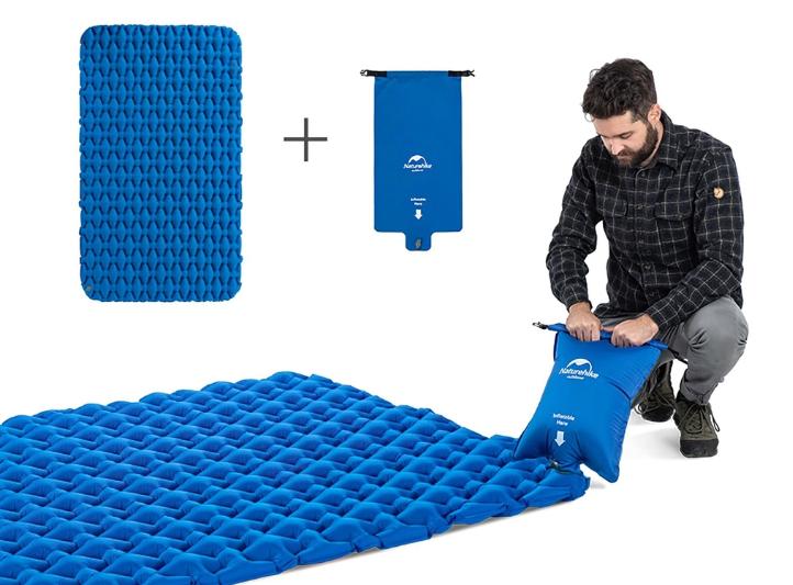 Nệm hơi du lịch nhỏ gọn, dễ vận chuyển