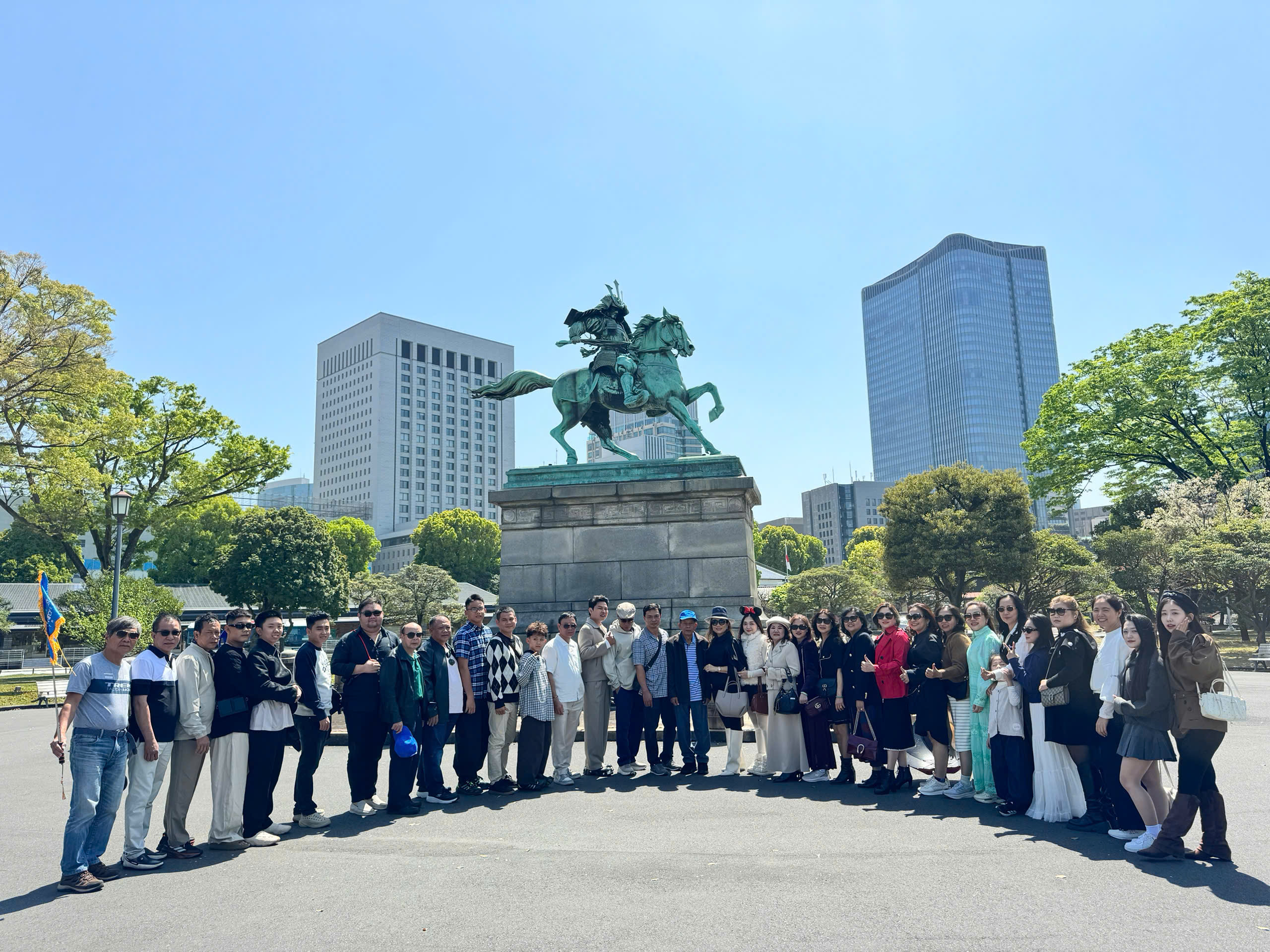 Chạm vào tinh túy văn hóa và lịch sử